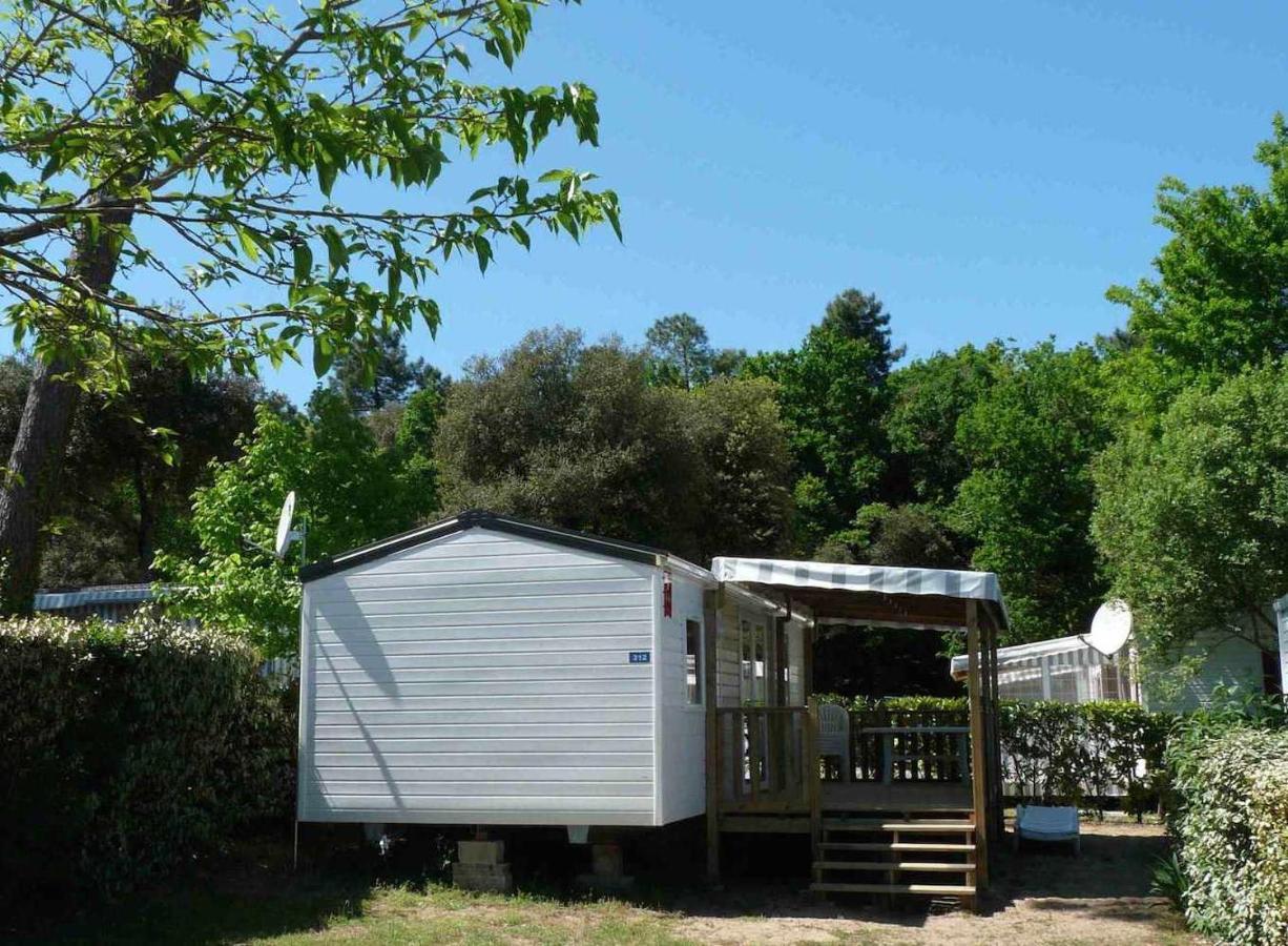 Campsite Plaisirs Nature A La Pignade *