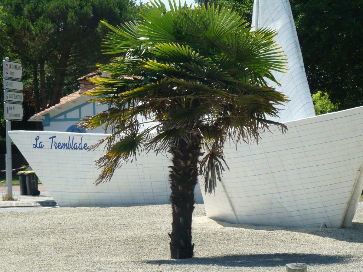 Plaisirs Nature A La Pignade Campsite Ronce-les-Bains